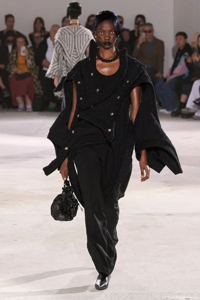 Look 38